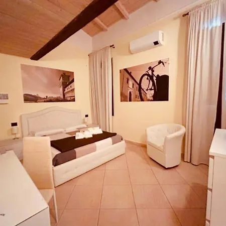 Dimora Al Saraceno Guest house 4*