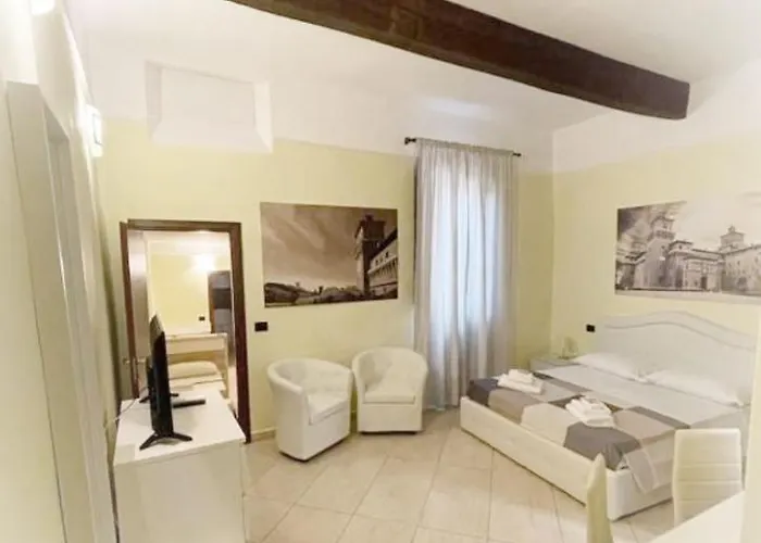 Dimora Al Saraceno بيت ضيافة